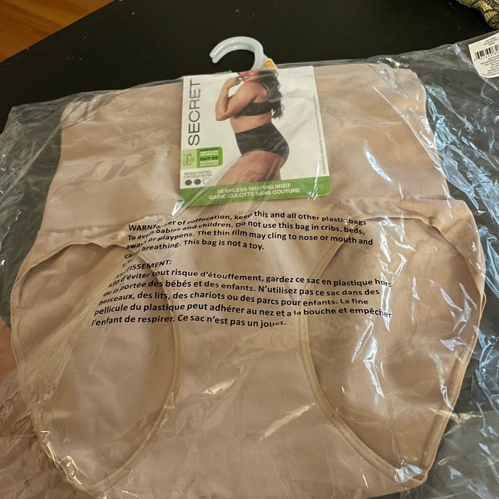 Nude Seamless Shaping Brief size Medium Package of Two
